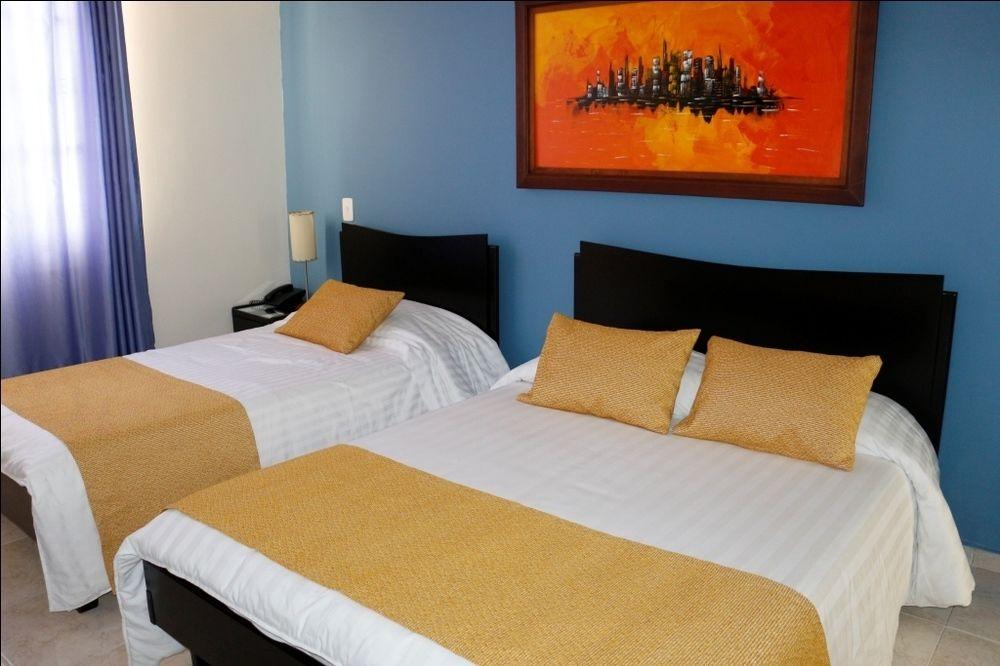Hotel Plazuela Real Bucaramanga Bagian luar foto