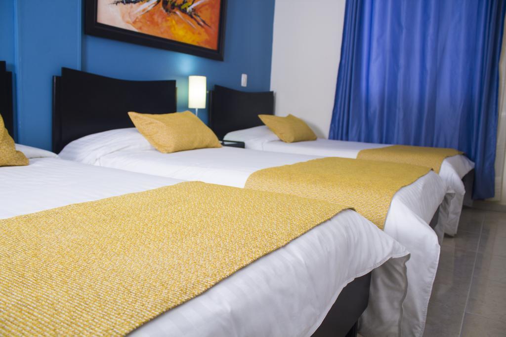 Hotel Plazuela Real Bucaramanga Bagian luar foto