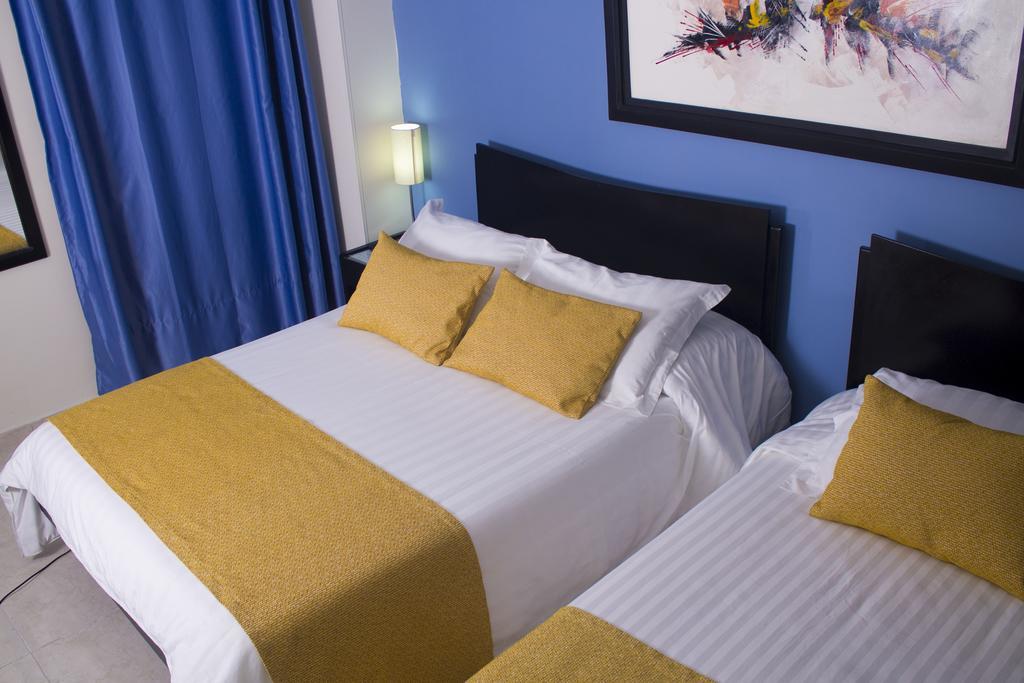 Hotel Plazuela Real Bucaramanga Bagian luar foto
