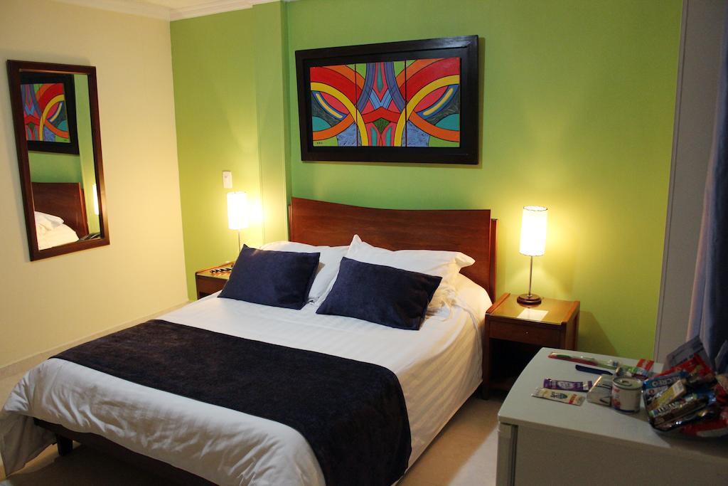 Hotel Plazuela Real Bucaramanga Bagian luar foto